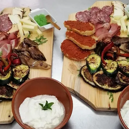 A Casa Vecchia Отель 3*
