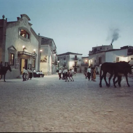 A Casa Vecchia Hotel Palazzo Adriano